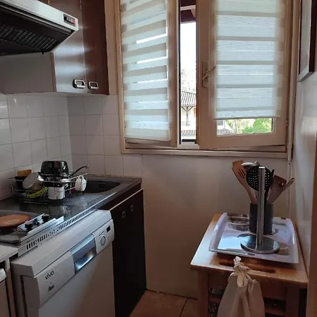 Location * Cazaubon